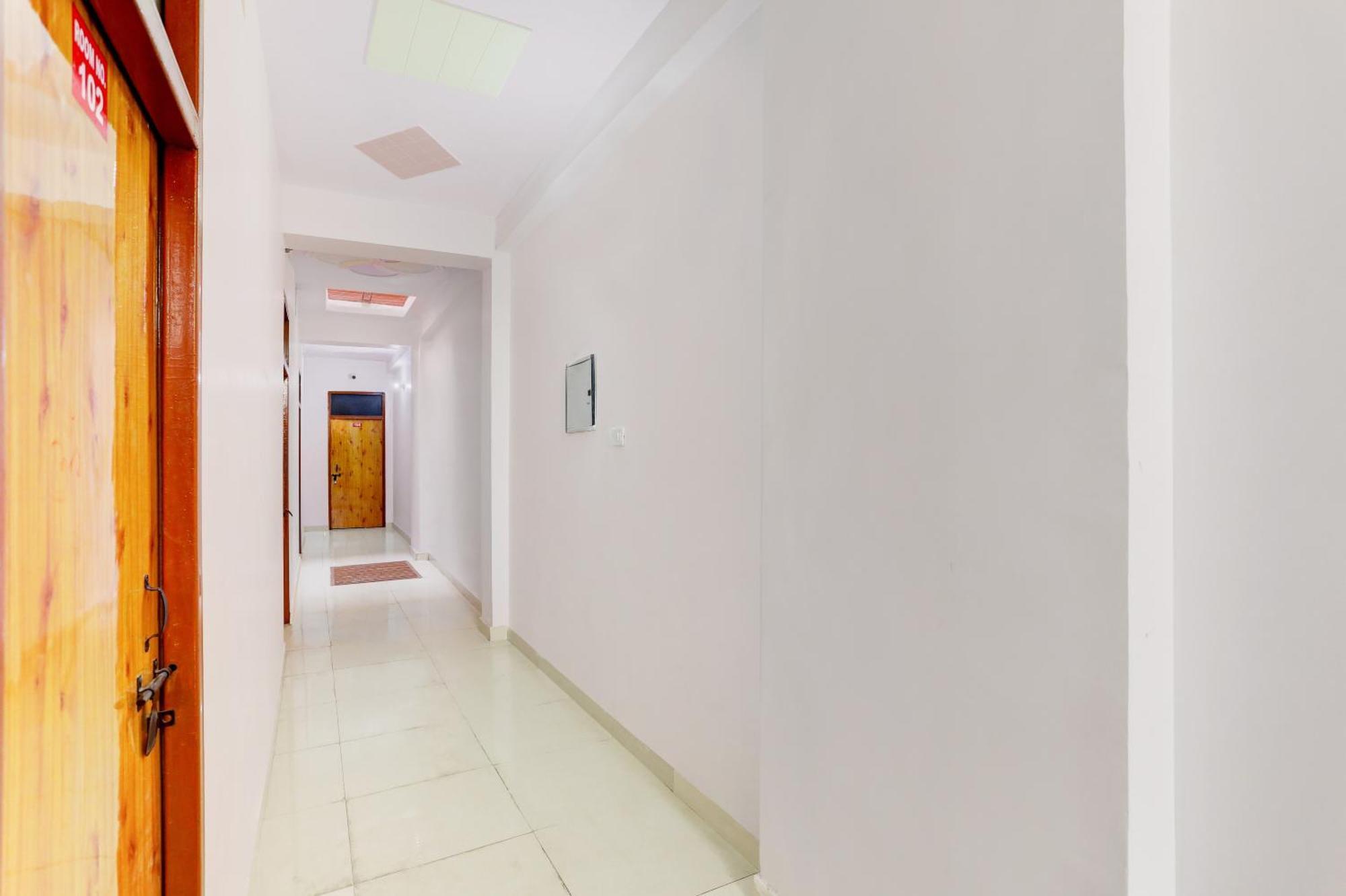 Hotel O Blu Moon 가지아바드 외부 사진